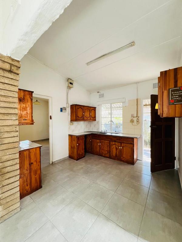 To Let 1 Bedroom Property for Rent in Pinetown KwaZulu-Natal