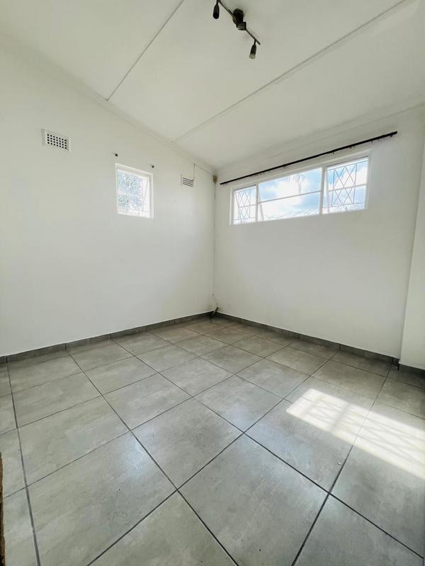 To Let 1 Bedroom Property for Rent in Pinetown KwaZulu-Natal