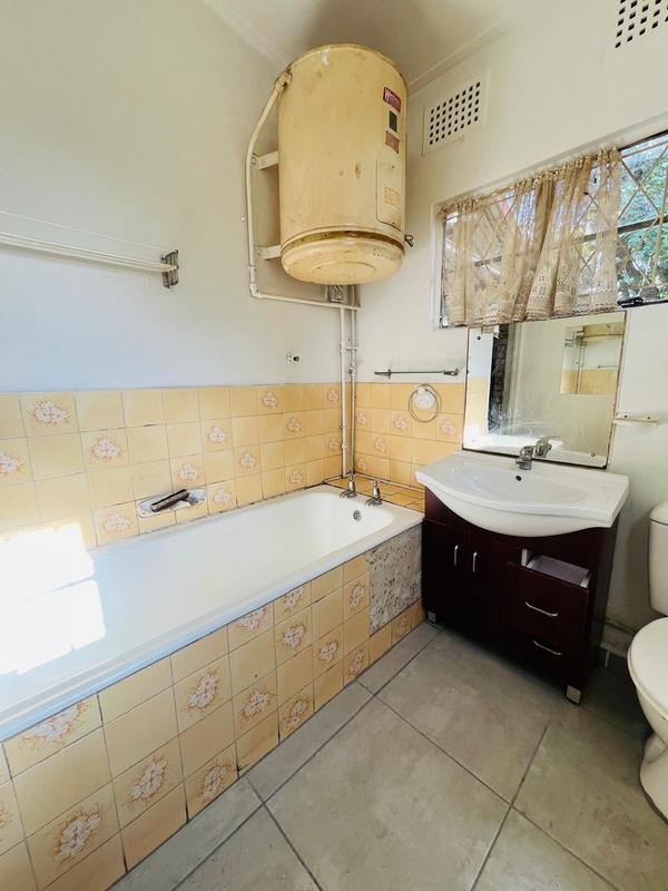 To Let 1 Bedroom Property for Rent in Pinetown KwaZulu-Natal