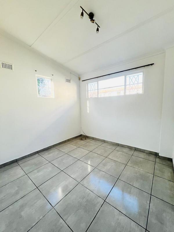 To Let 1 Bedroom Property for Rent in Pinetown KwaZulu-Natal