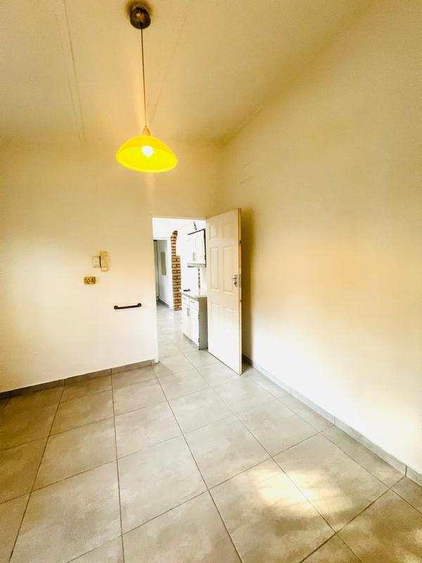 To Let 1 Bedroom Property for Rent in Pinetown KwaZulu-Natal