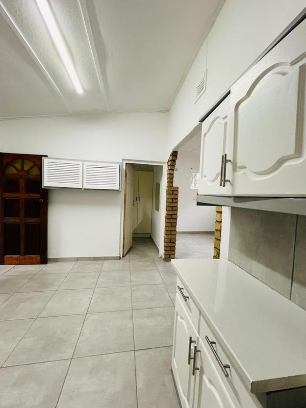 To Let 1 Bedroom Property for Rent in Pinetown KwaZulu-Natal