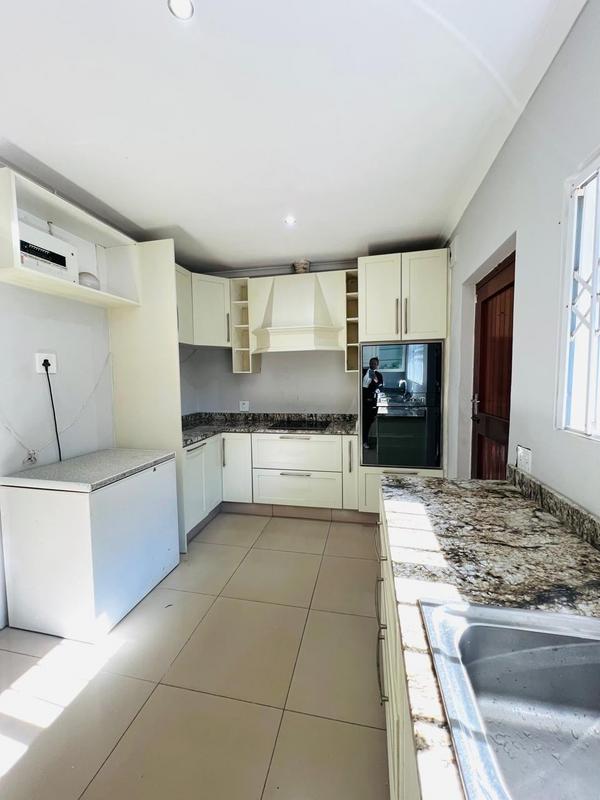 3 Bedroom Property for Sale in Farningham Ridge KwaZulu-Natal