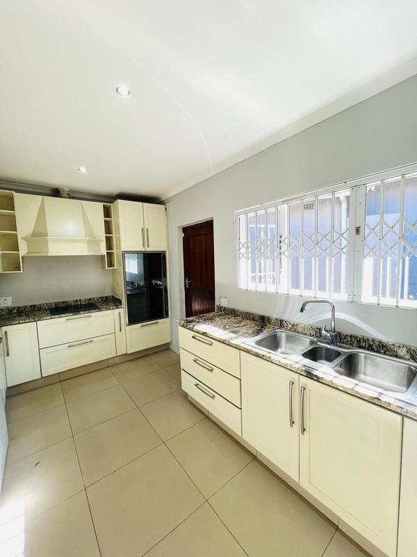 3 Bedroom Property for Sale in Farningham Ridge KwaZulu-Natal