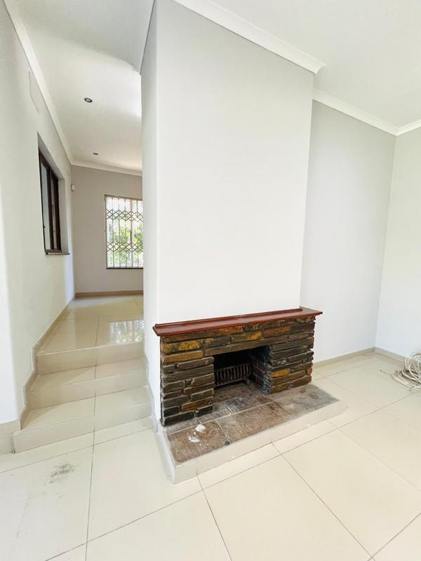 3 Bedroom Property for Sale in Farningham Ridge KwaZulu-Natal