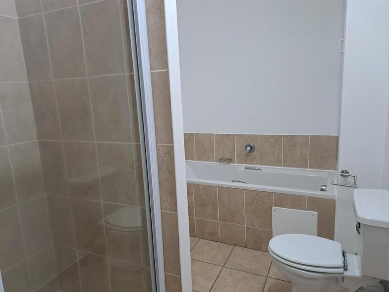 To Let 2 Bedroom Property for Rent in Westbrook KwaZulu-Natal