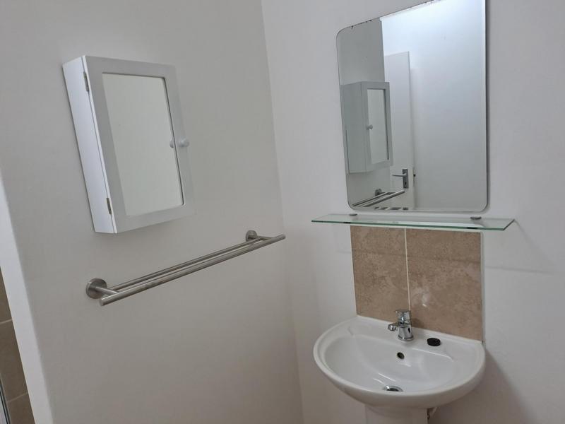 To Let 2 Bedroom Property for Rent in Westbrook KwaZulu-Natal