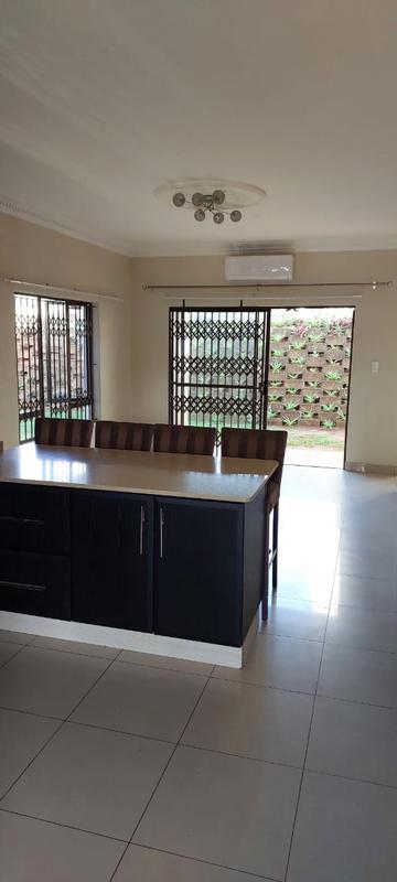 3 Bedroom Property for Sale in Winklespruit KwaZulu-Natal