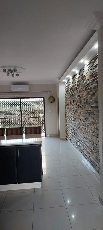 3 Bedroom Property for Sale in Winklespruit KwaZulu-Natal