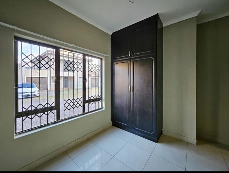 3 Bedroom Property for Sale in Winklespruit KwaZulu-Natal