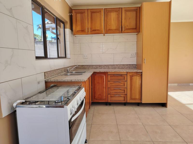 To Let 2 Bedroom Property for Rent in Crestholme KwaZulu-Natal