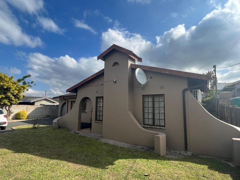 3 Bedroom Property for Sale in Burlington Heights KwaZulu-Natal