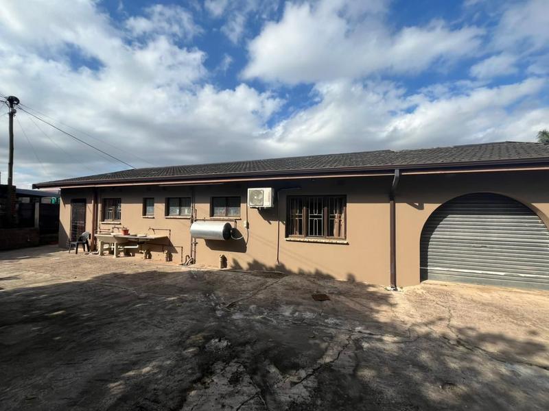 3 Bedroom Property for Sale in Burlington Heights KwaZulu-Natal