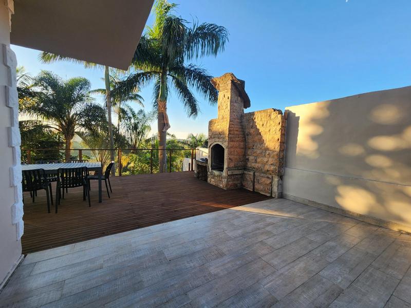 5 Bedroom Property for Sale in Sunningdale KwaZulu-Natal