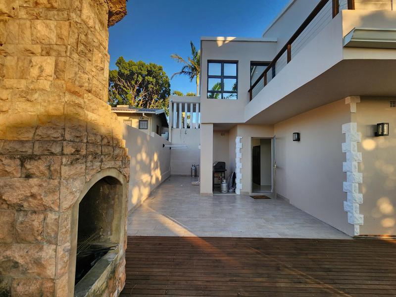 5 Bedroom Property for Sale in Sunningdale KwaZulu-Natal