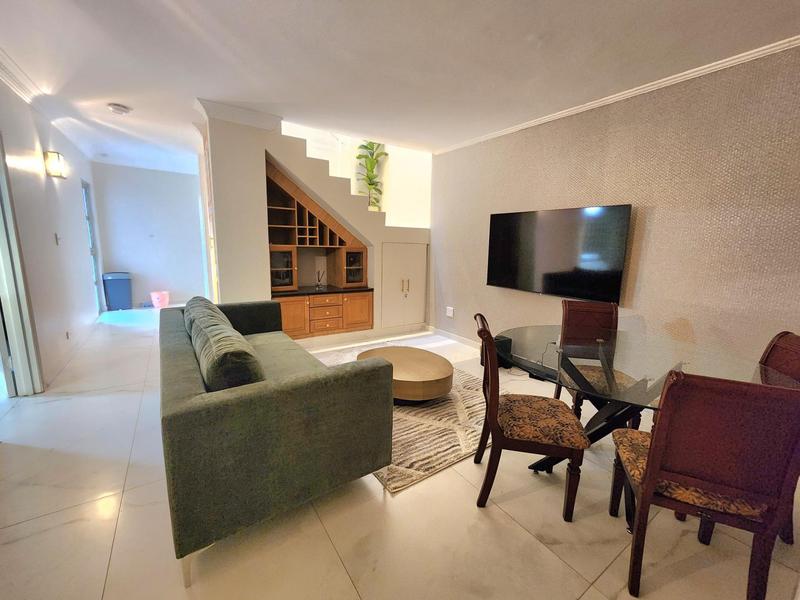5 Bedroom Property for Sale in Sunningdale KwaZulu-Natal