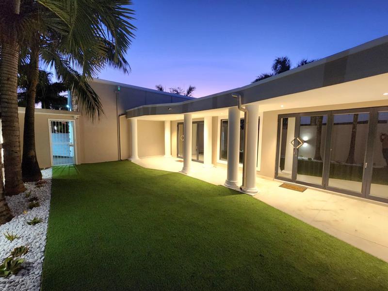 5 Bedroom Property for Sale in Sunningdale KwaZulu-Natal