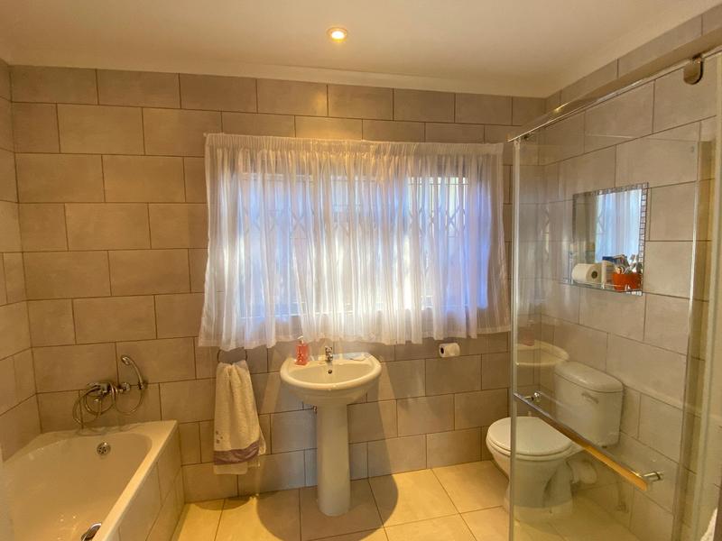 4 Bedroom Property for Sale in Ballito KwaZulu-Natal