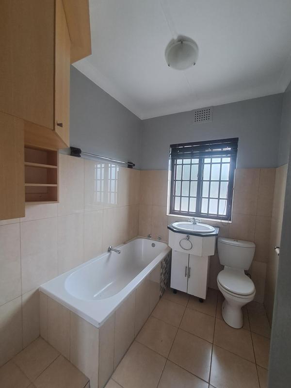 To Let 3 Bedroom Property for Rent in Durban North KwaZulu-Natal