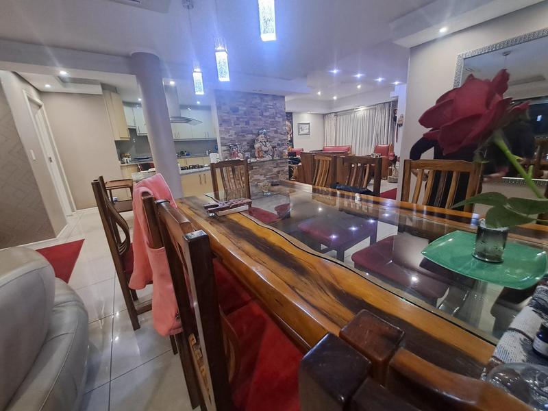 4 Bedroom Property for Sale in Umhlanga Rocks KwaZulu-Natal