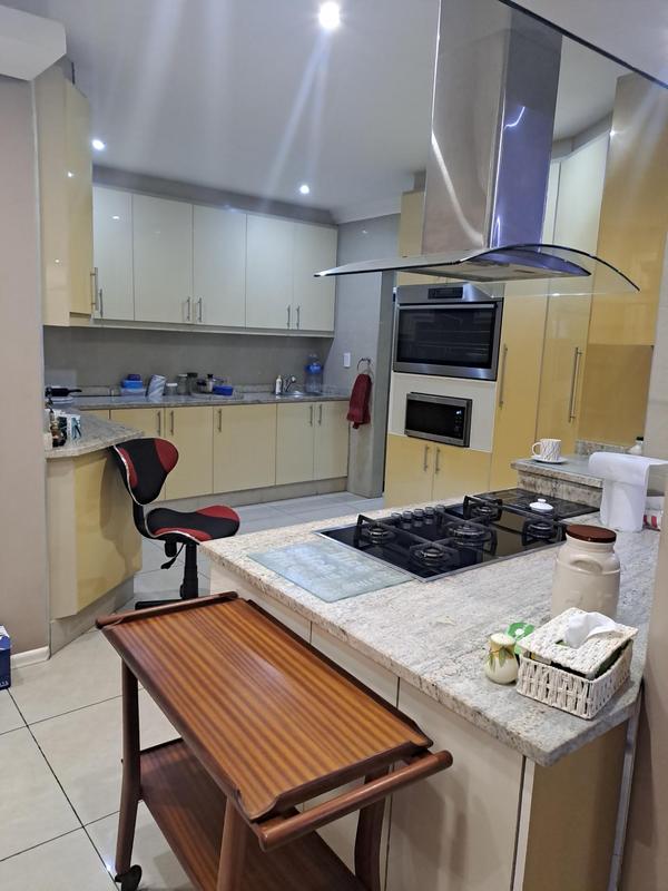 4 Bedroom Property for Sale in Umhlanga Rocks KwaZulu-Natal