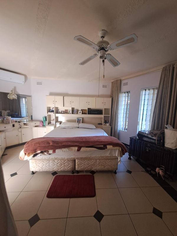 4 Bedroom Property for Sale in Durban North KwaZulu-Natal