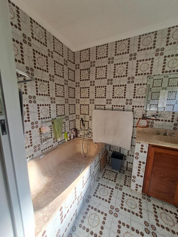 4 Bedroom Property for Sale in Durban North KwaZulu-Natal