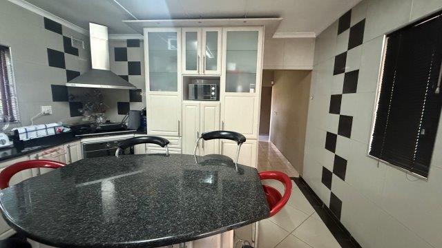 3 Bedroom Property for Sale in Silverglen KwaZulu-Natal
