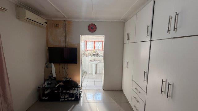 3 Bedroom Property for Sale in Silverglen KwaZulu-Natal