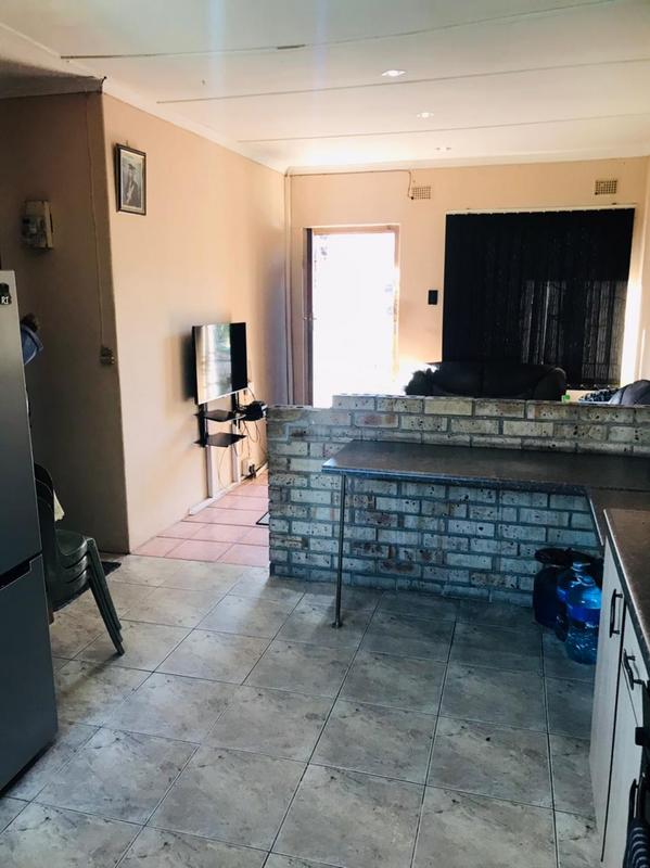 3 Bedroom Property for Sale in Tafuleni KwaZulu-Natal
