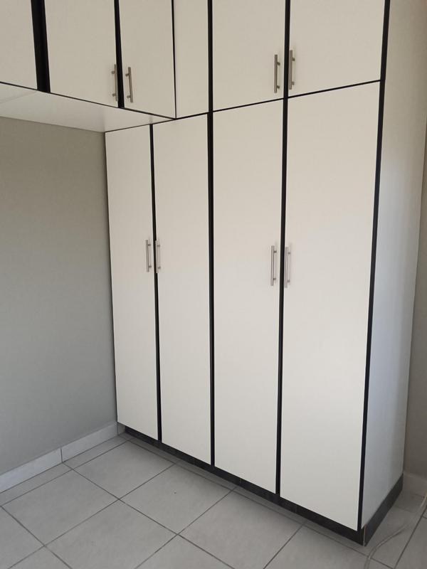 To Let 1 Bedroom Property for Rent in Newlands West KwaZulu-Natal