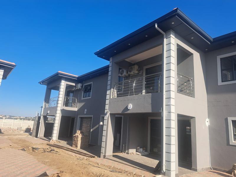 3 Bedroom Property for Sale in Longcroft KwaZulu-Natal