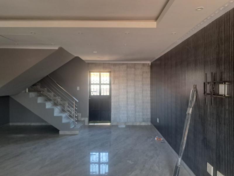 3 Bedroom Property for Sale in Longcroft KwaZulu-Natal