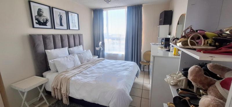 1 Bedroom Property for Sale in Glenwood KwaZulu-Natal