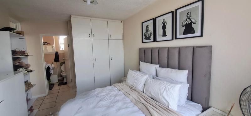 1 Bedroom Property for Sale in Glenwood KwaZulu-Natal