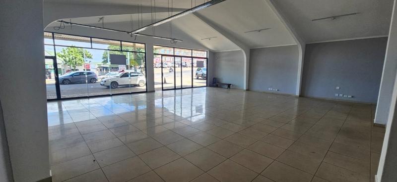 To Let commercial Property for Rent in Ballito KwaZulu-Natal