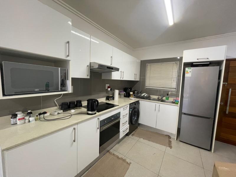 2 Bedroom Property for Sale in Umhlanga KwaZulu-Natal