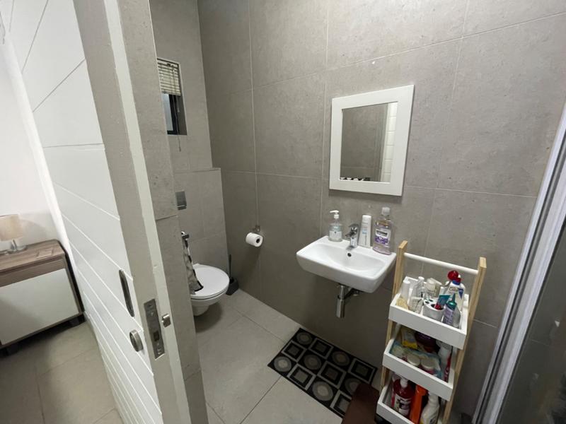 2 Bedroom Property for Sale in Umhlanga KwaZulu-Natal