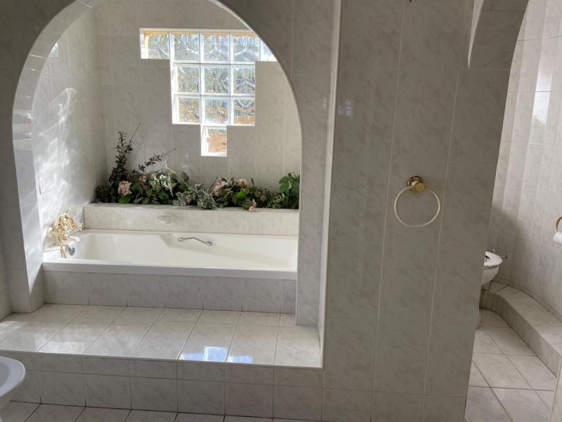 5 Bedroom Property for Sale in Herrwood Park KwaZulu-Natal