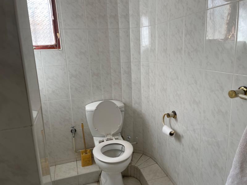 5 Bedroom Property for Sale in Herrwood Park KwaZulu-Natal