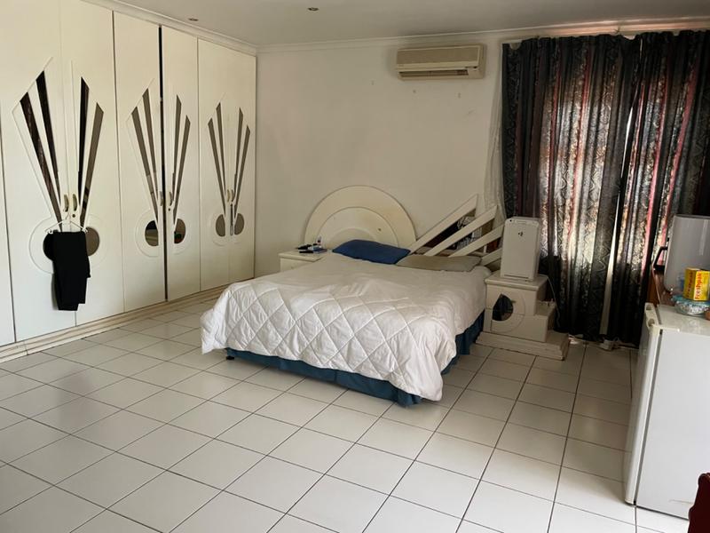5 Bedroom Property for Sale in Herrwood Park KwaZulu-Natal