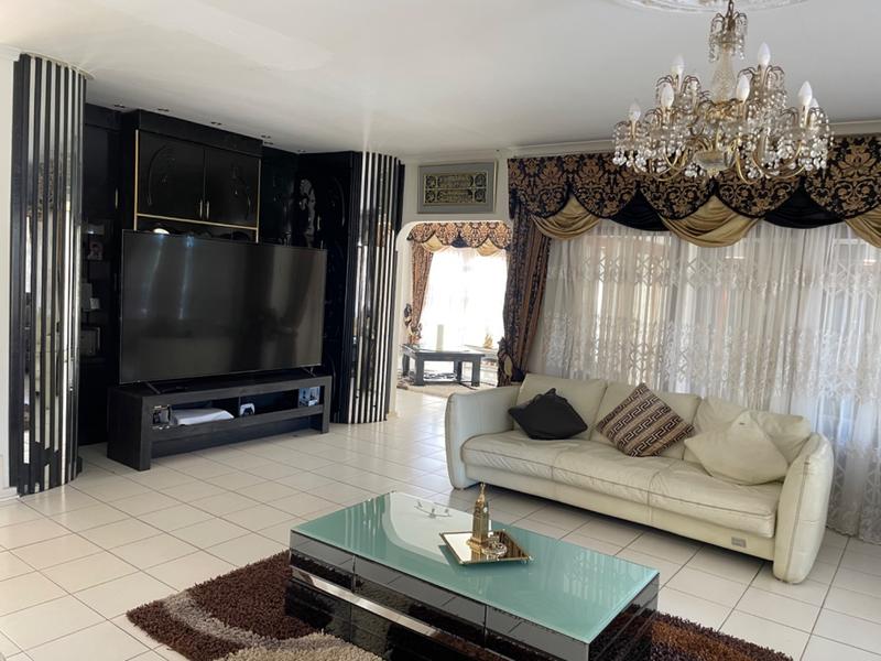 5 Bedroom Property for Sale in Herrwood Park KwaZulu-Natal
