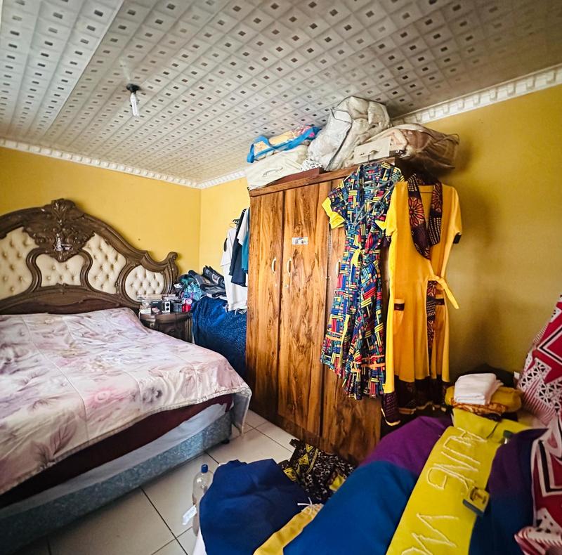 2 Bedroom Property for Sale in Umlazi KwaZulu-Natal