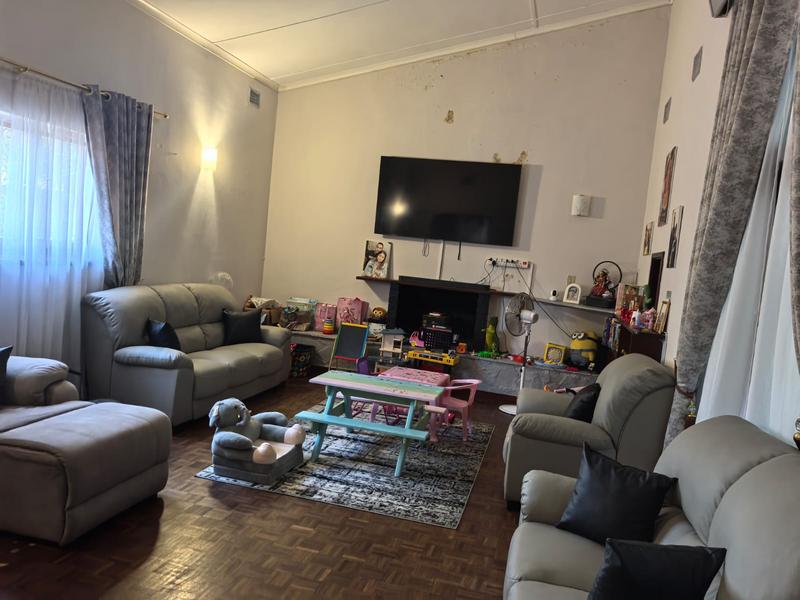 4 Bedroom Property for Sale in Amanzimtoti KwaZulu-Natal