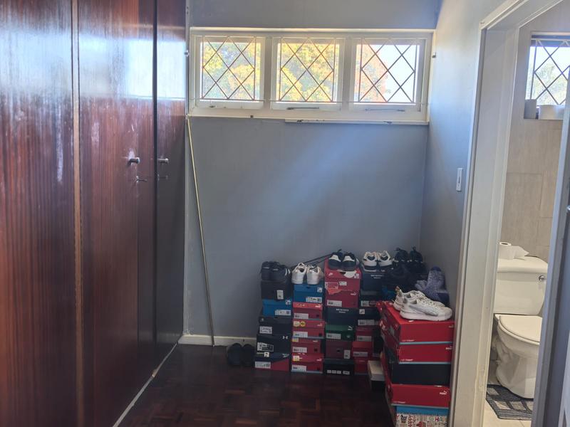 4 Bedroom Property for Sale in Amanzimtoti KwaZulu-Natal