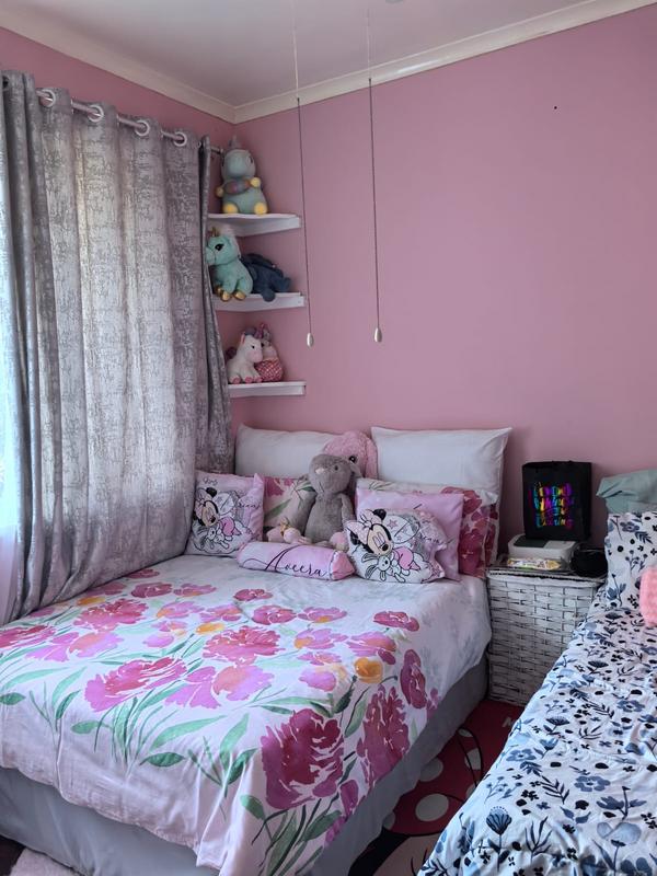 4 Bedroom Property for Sale in Amanzimtoti KwaZulu-Natal