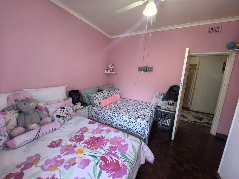 4 Bedroom Property for Sale in Amanzimtoti KwaZulu-Natal