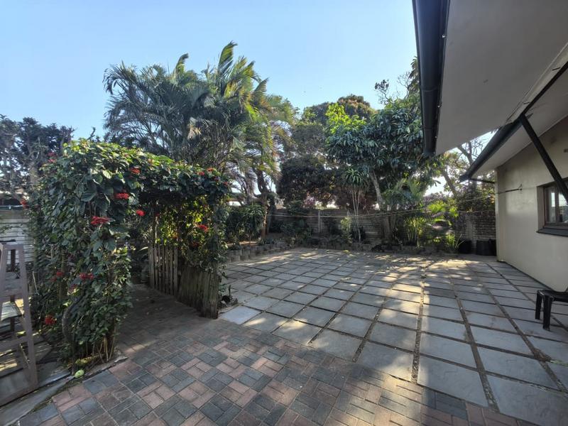 4 Bedroom Property for Sale in Amanzimtoti KwaZulu-Natal