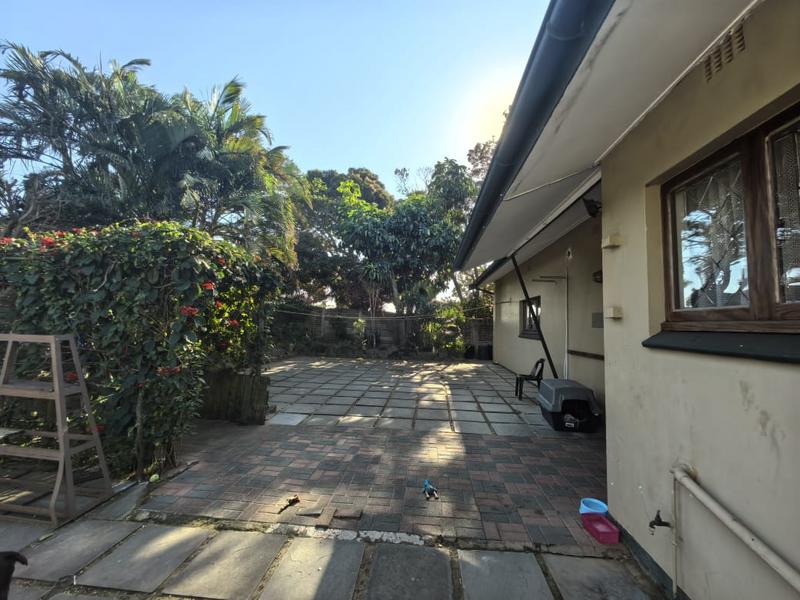 4 Bedroom Property for Sale in Amanzimtoti KwaZulu-Natal