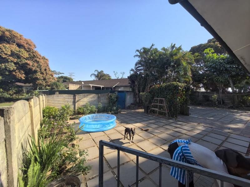 4 Bedroom Property for Sale in Amanzimtoti KwaZulu-Natal